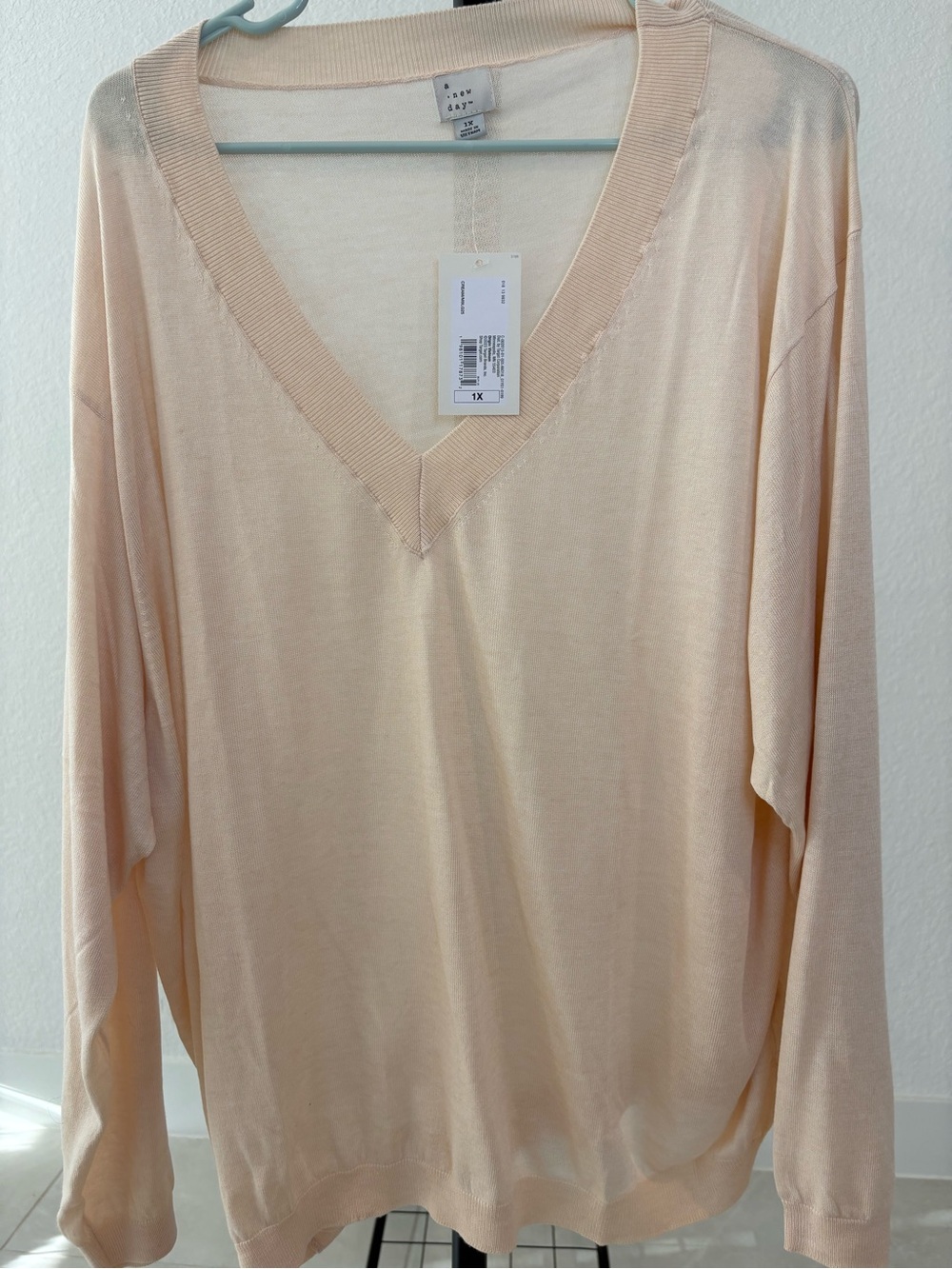 Light khaki V-Neck Lightweight Sweater